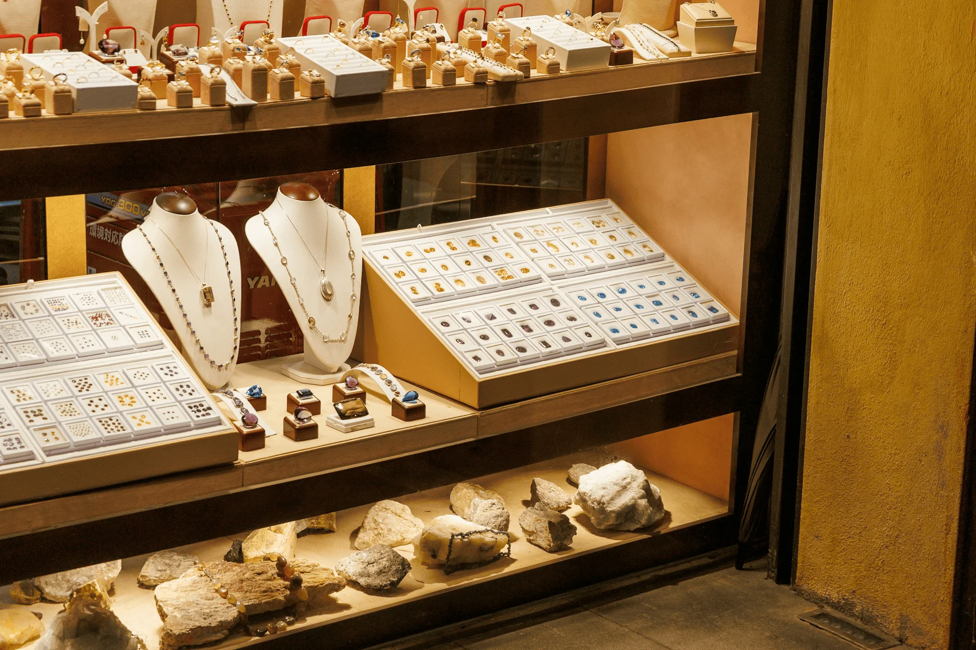 A jewelry store may buy your gold jewelry