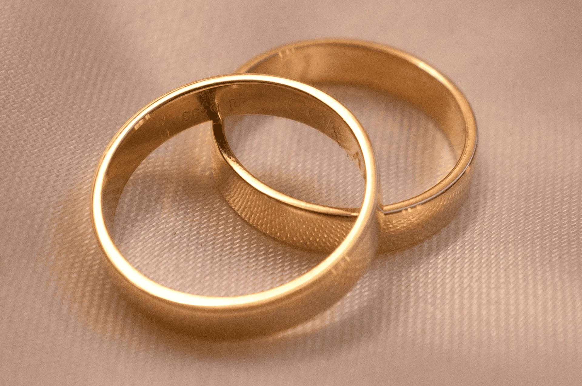 matching 10K gold wedding bands