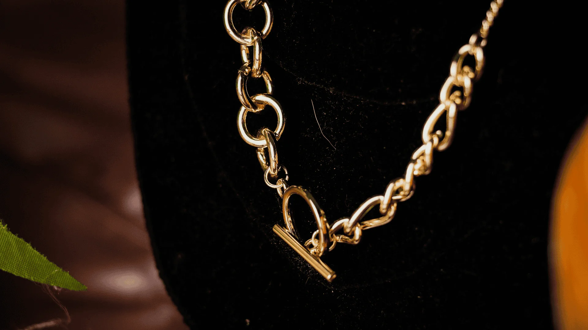 18K gold necklace