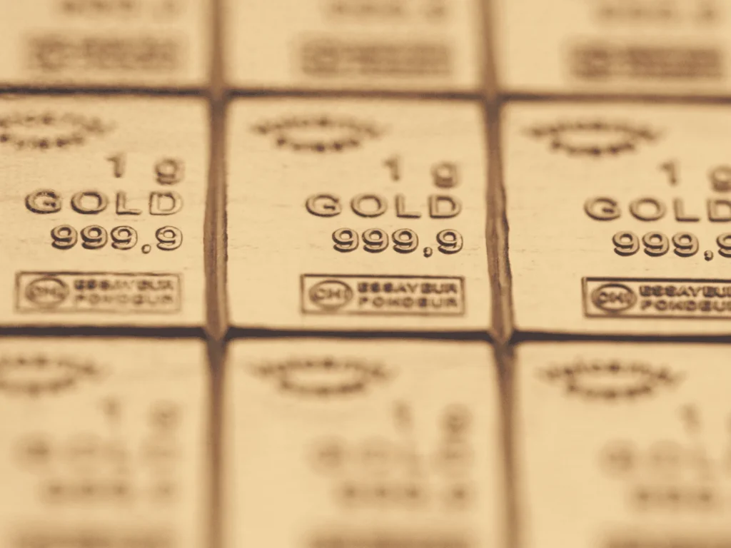 does gold lose value