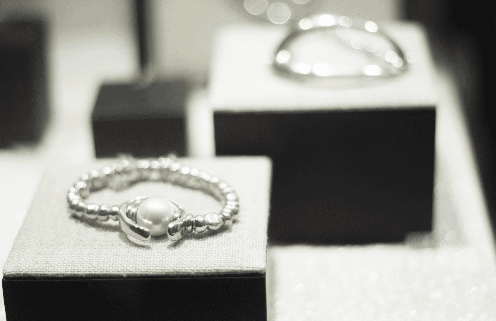 sell your platinum jewelry