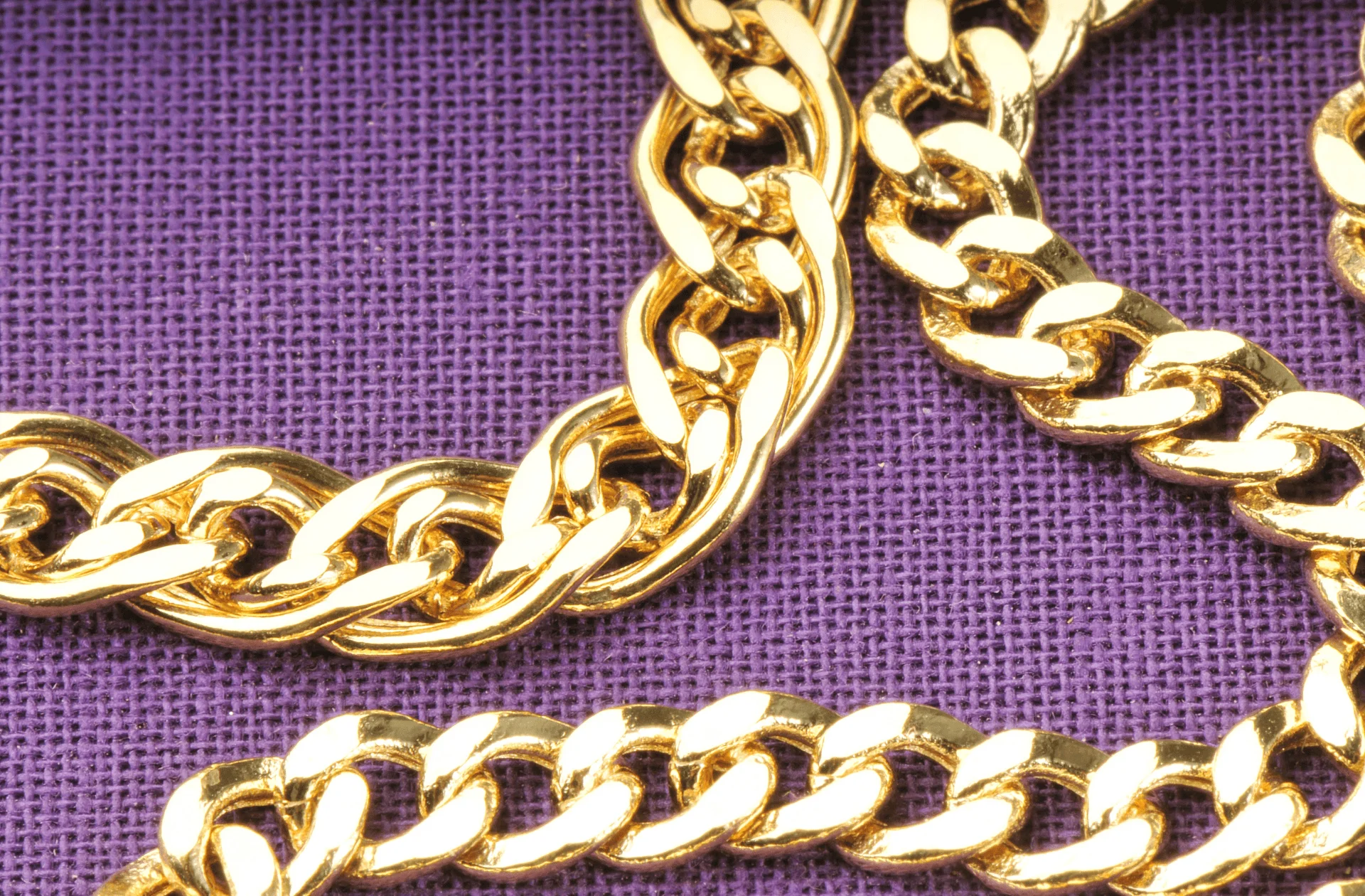 chains purple background
