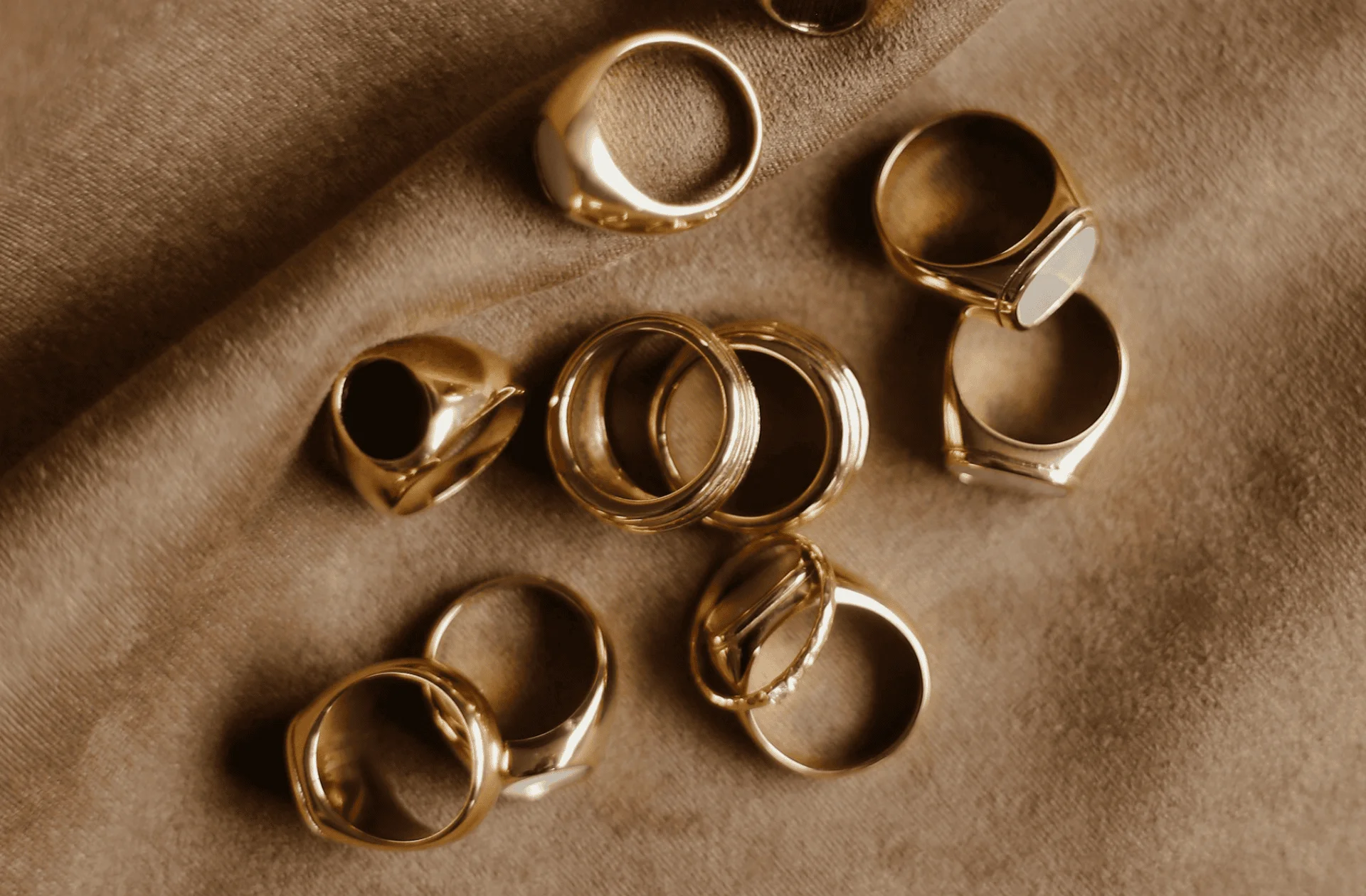 gold ring pile