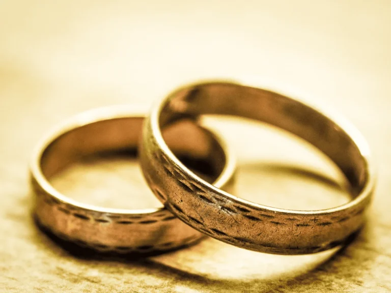 how much is a 14K gold ring worth