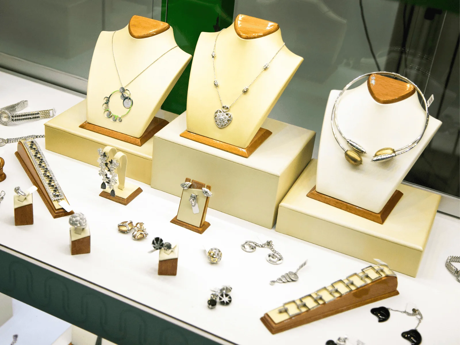jewelry prices in the jewelry store