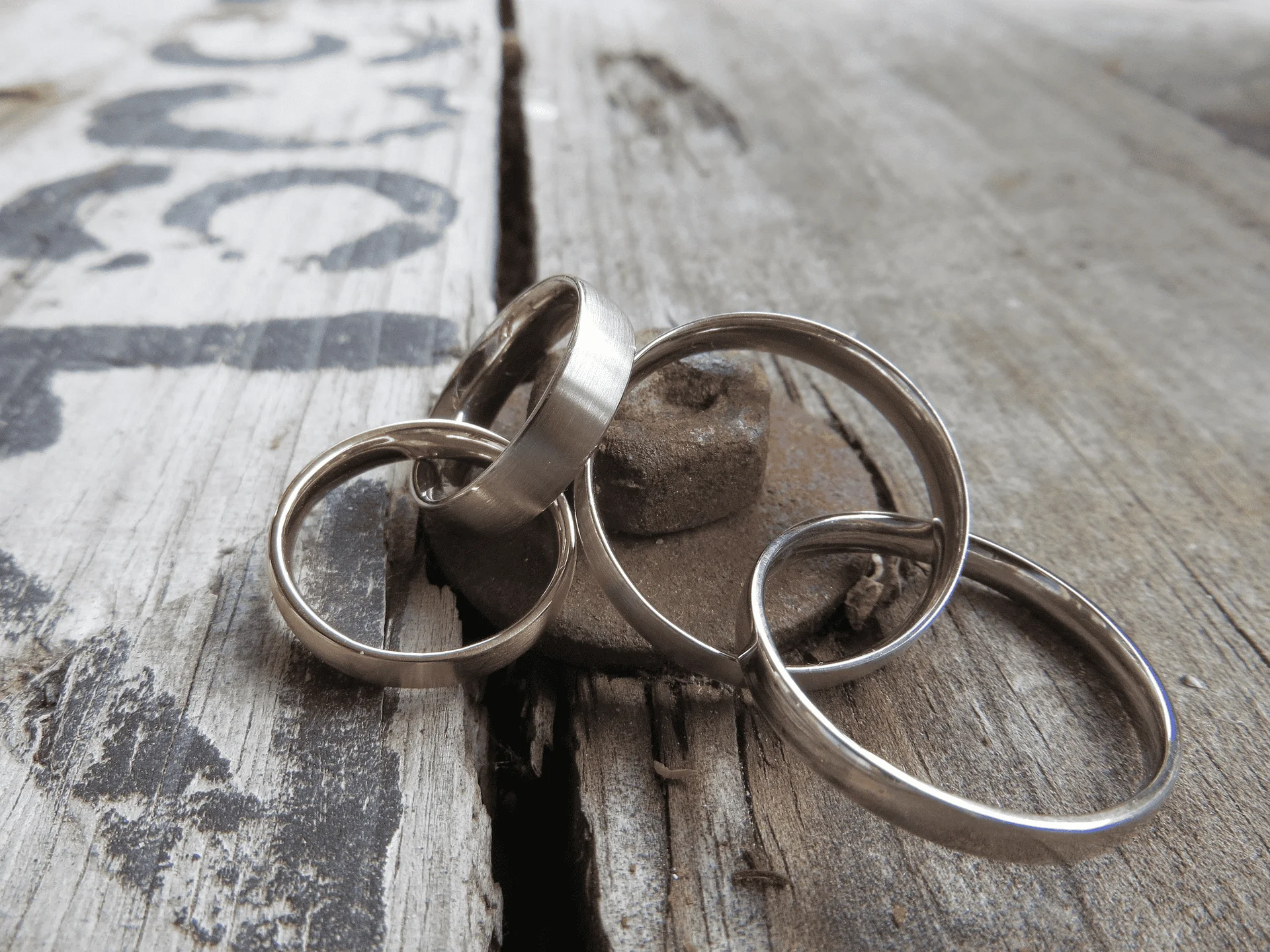 white gold rings
