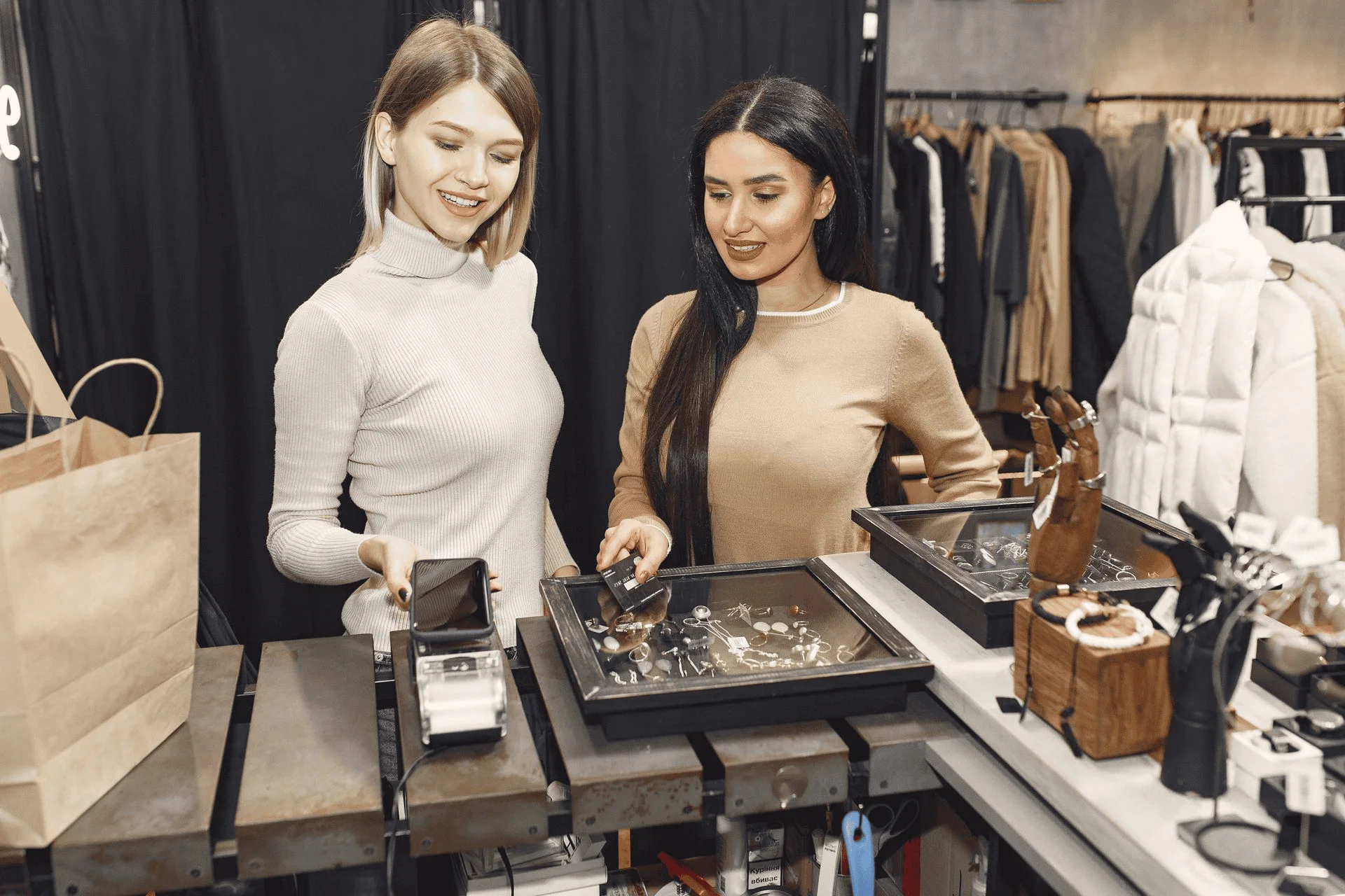 buying from an estate store