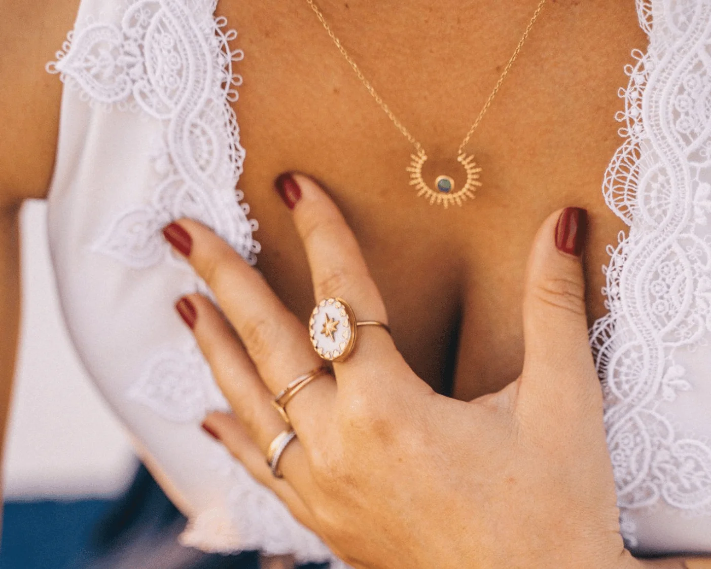 gold jewelry vignette
