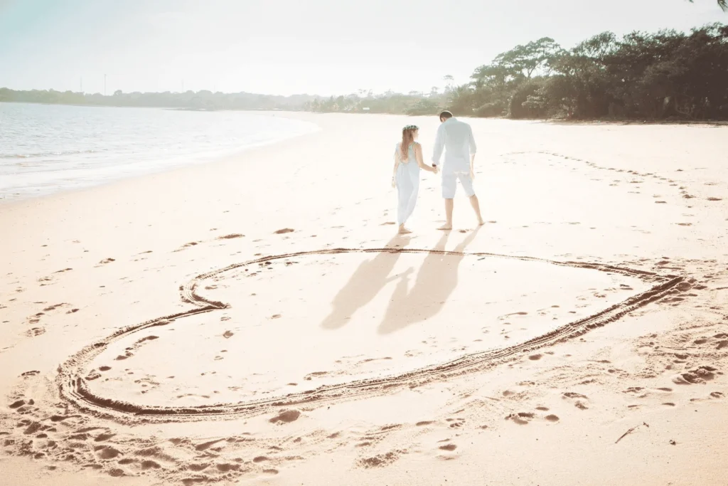 what is the best jewelry for a beach wedding
