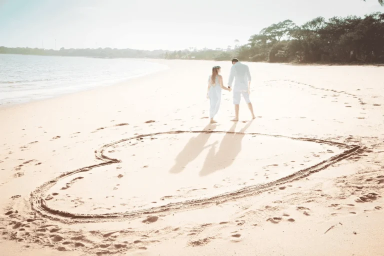 what is the best jewelry for a beach wedding